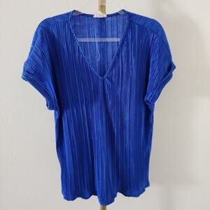 ANDREE By Unit Textured Rib V Neck Top Womens Size Small Blue Short Sleeve